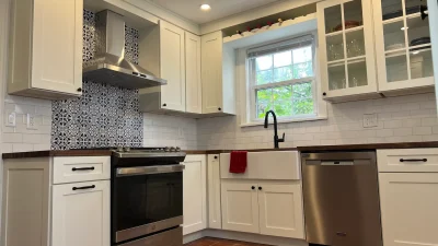 IMG_5803-kitchenremodel-backsplashinstallation-appliances-cabinets-after-cover-hero
